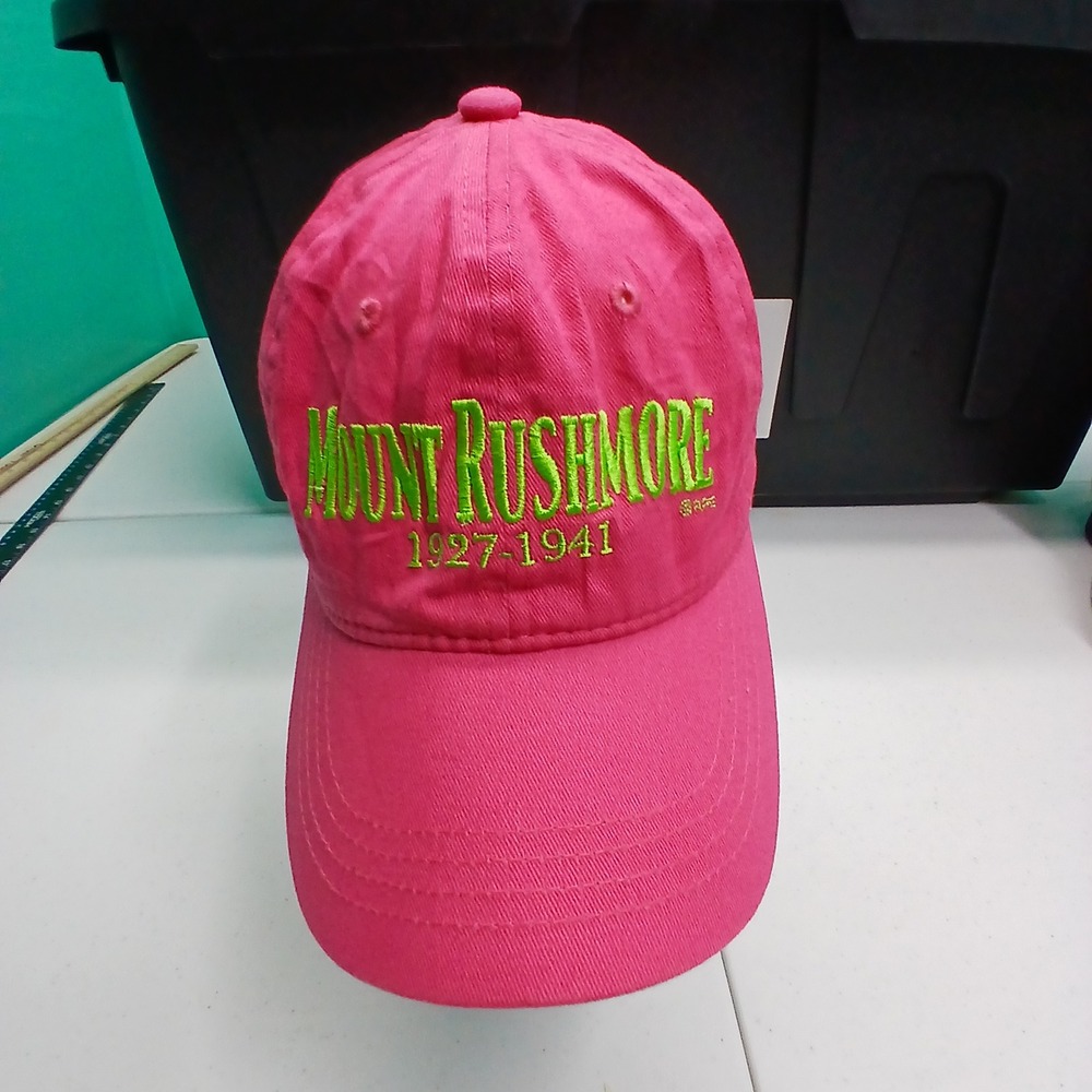 Mount Rushmore Hat OS Pink Souvenir Americana National Park Cap Barbiecore Retro